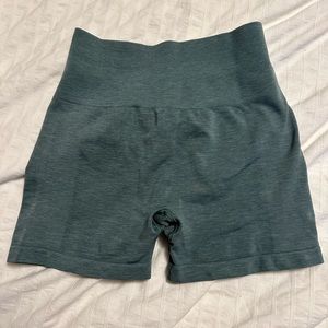 Alphalete amplify shorts